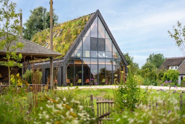 Aanscherping BENG, MPG en GWP-eisen vraagt integrale praktijkgerichte aanpak in lijn Parijs - featured image