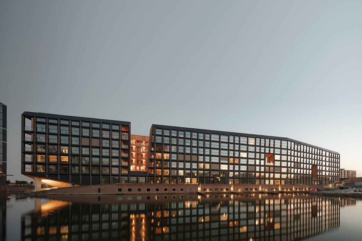 Jonas gekroond tot BNA Beste Gebouw van het Jaar 2023 - featured image