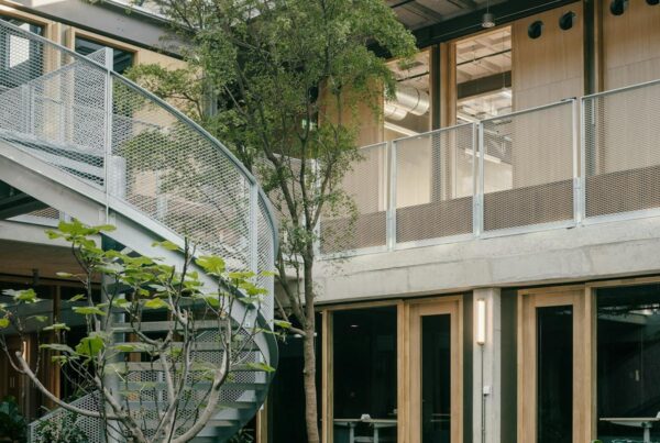 Faculteit ITC van Universiteit Twente bekroond tot BNA Beste Gebouw van het Jaar 2024 - featured image