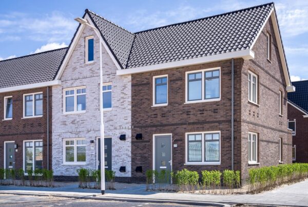 Het kan wél: industriële woningen ontwerpen met rijke architectuur - featured image