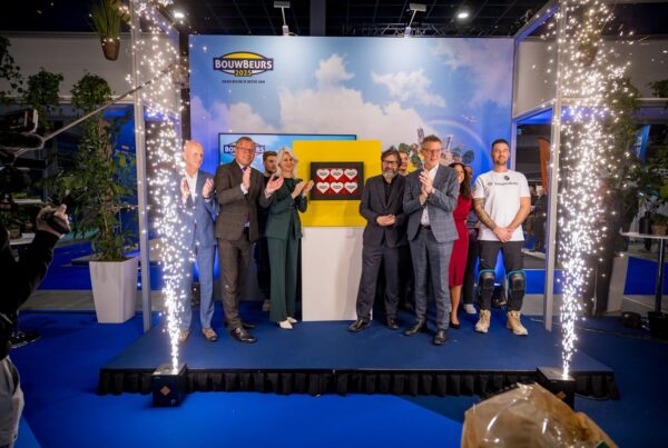 Mona Keijzer opent samen met Jeroen de Willigen e.a. de Bouwbeurs 2025 - featured image