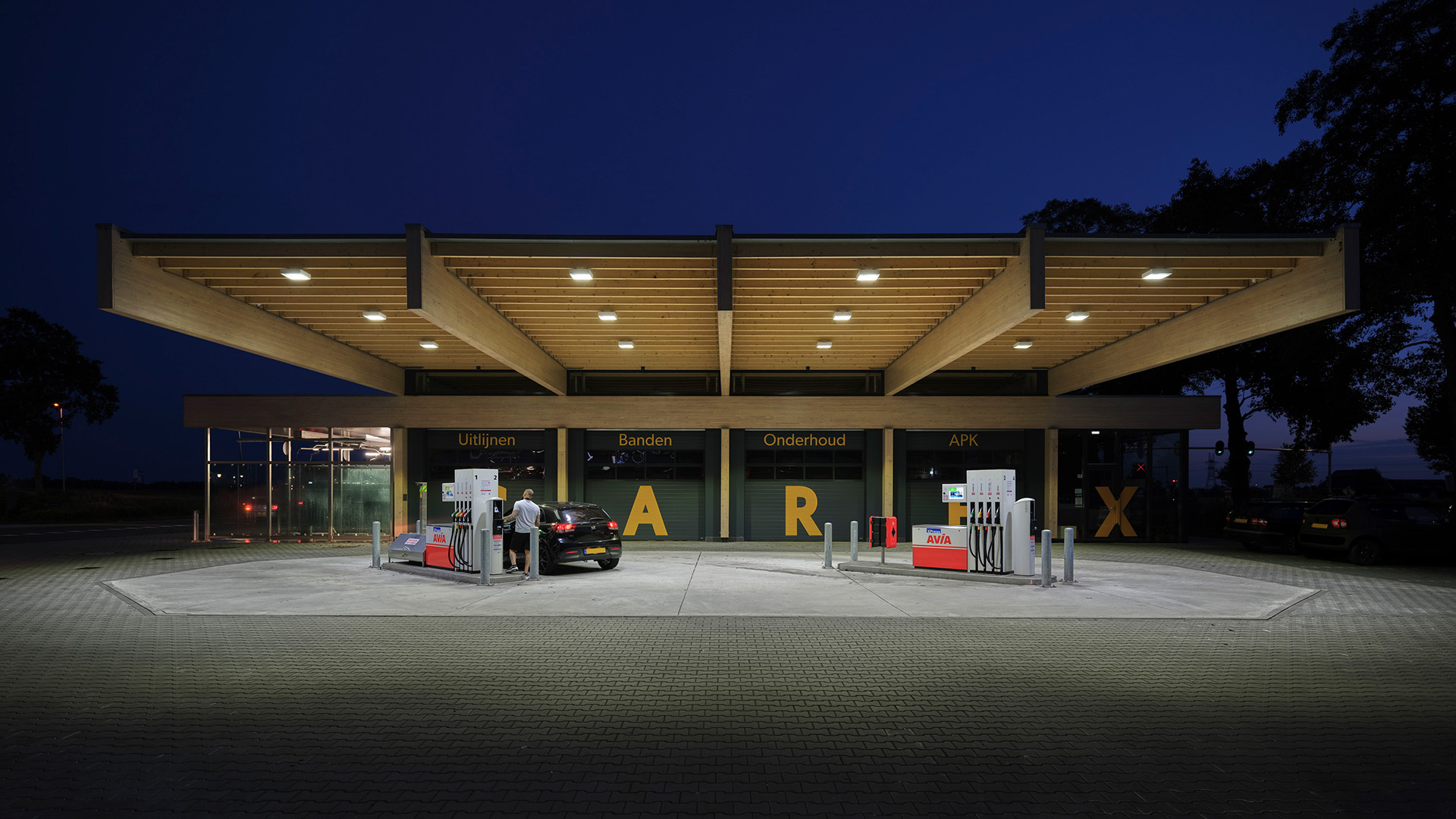 Servicestation Verzetslaan - Hoofdfoto