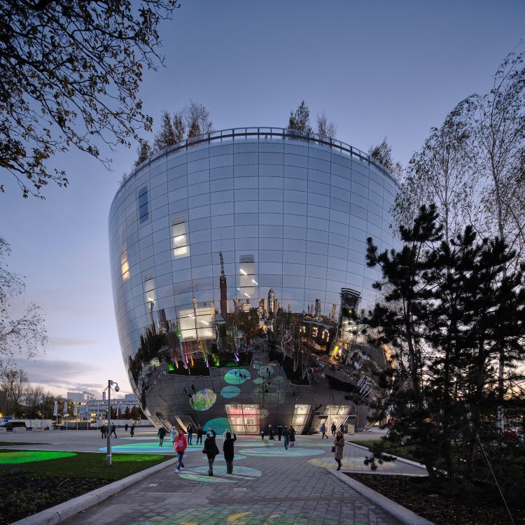 Depot Boijmans van Beuningen - Foto: Ossip van Duivenbode