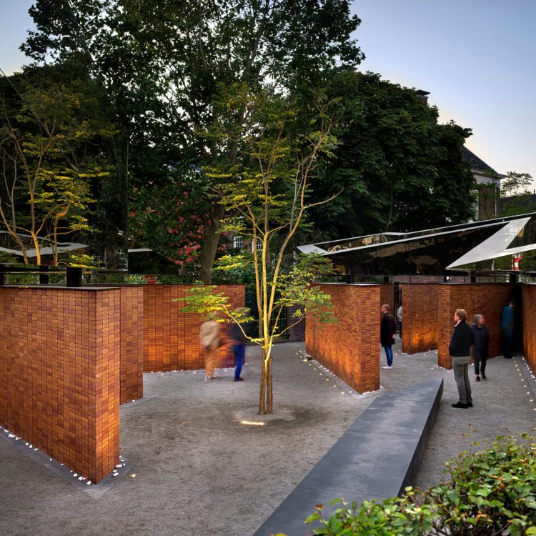 Nationaal Holocaust Namenmonument - Foto 4